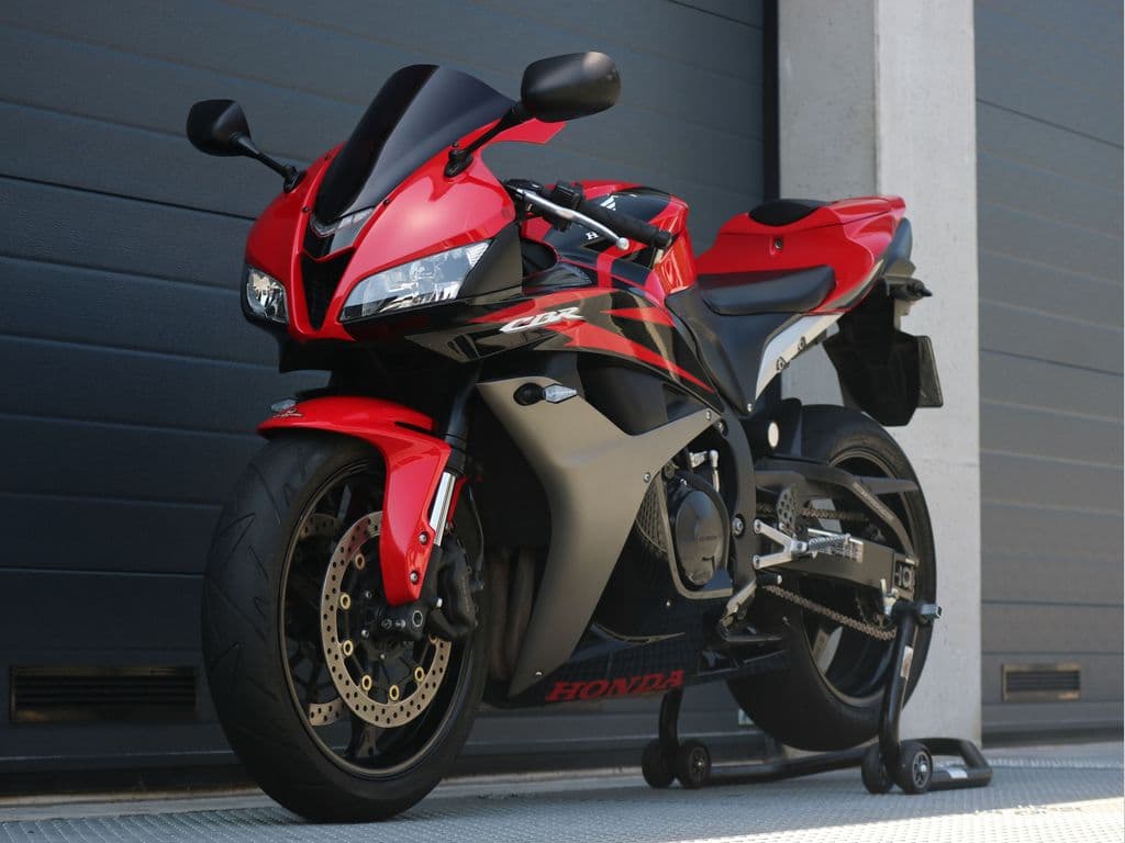 Honda CBR 600 RR A2 mogelijk foto 4