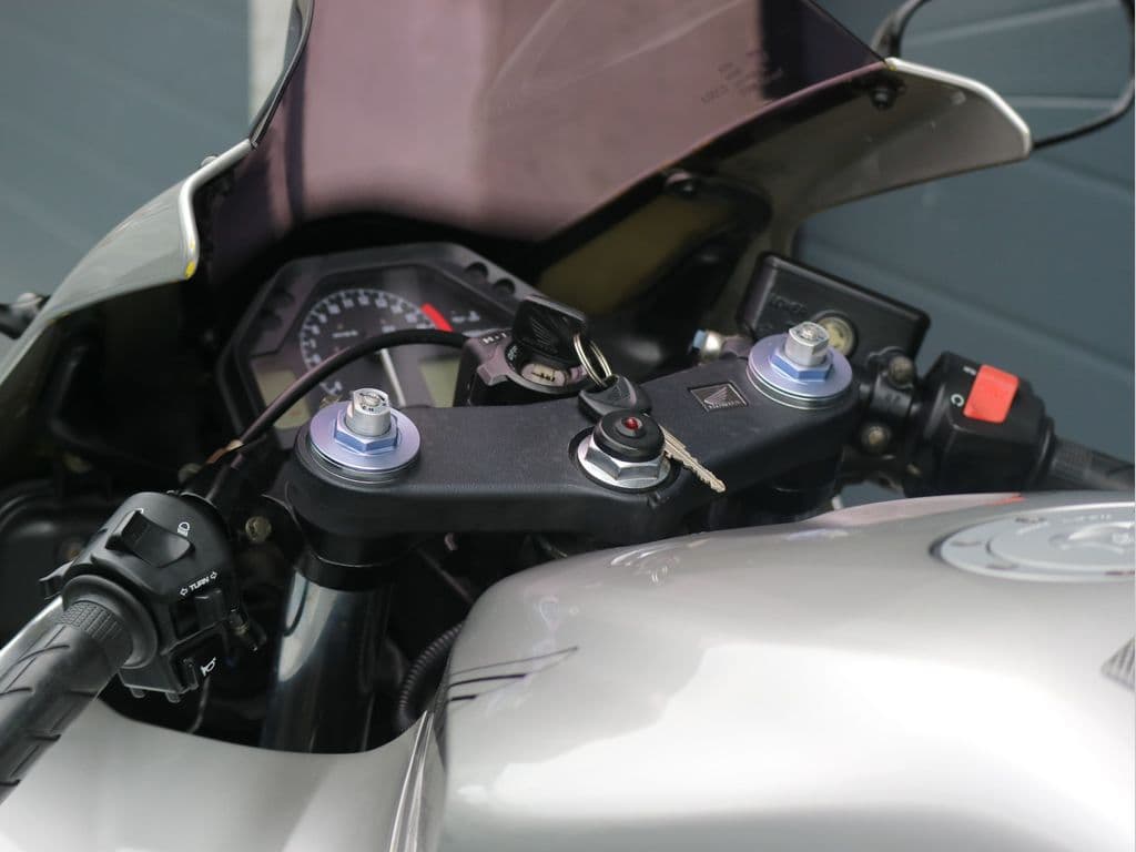 Honda CBR 600 RR A2 mogelijk foto 15