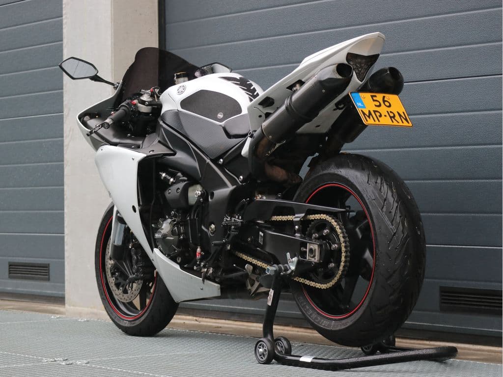 Yamaha YZF R1 foto 6