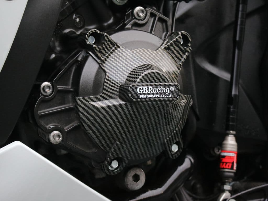 Yamaha YZF R1 foto 13