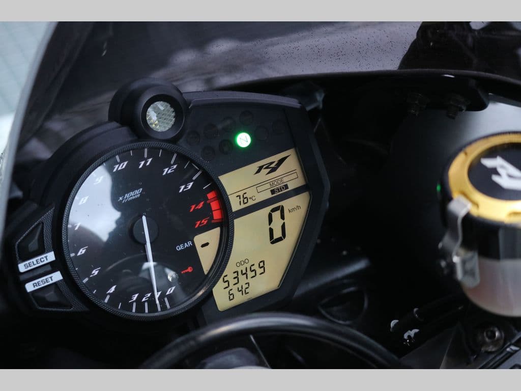 Yamaha YZF R1 foto 26